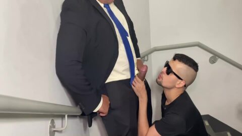 Nerd Lolzeiro And Yuri Gaucho In Fodendo O Puto Do Aplicativo De Pegacao – Sexo Gay Na Escada De Incendio – Urso Dotado Fodendo Nerd Jogador De Lol